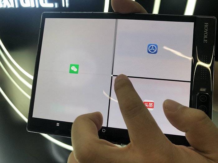 手机|推出首部低于万元折叠屏手机，柔宇科技能打消市场的质疑吗？