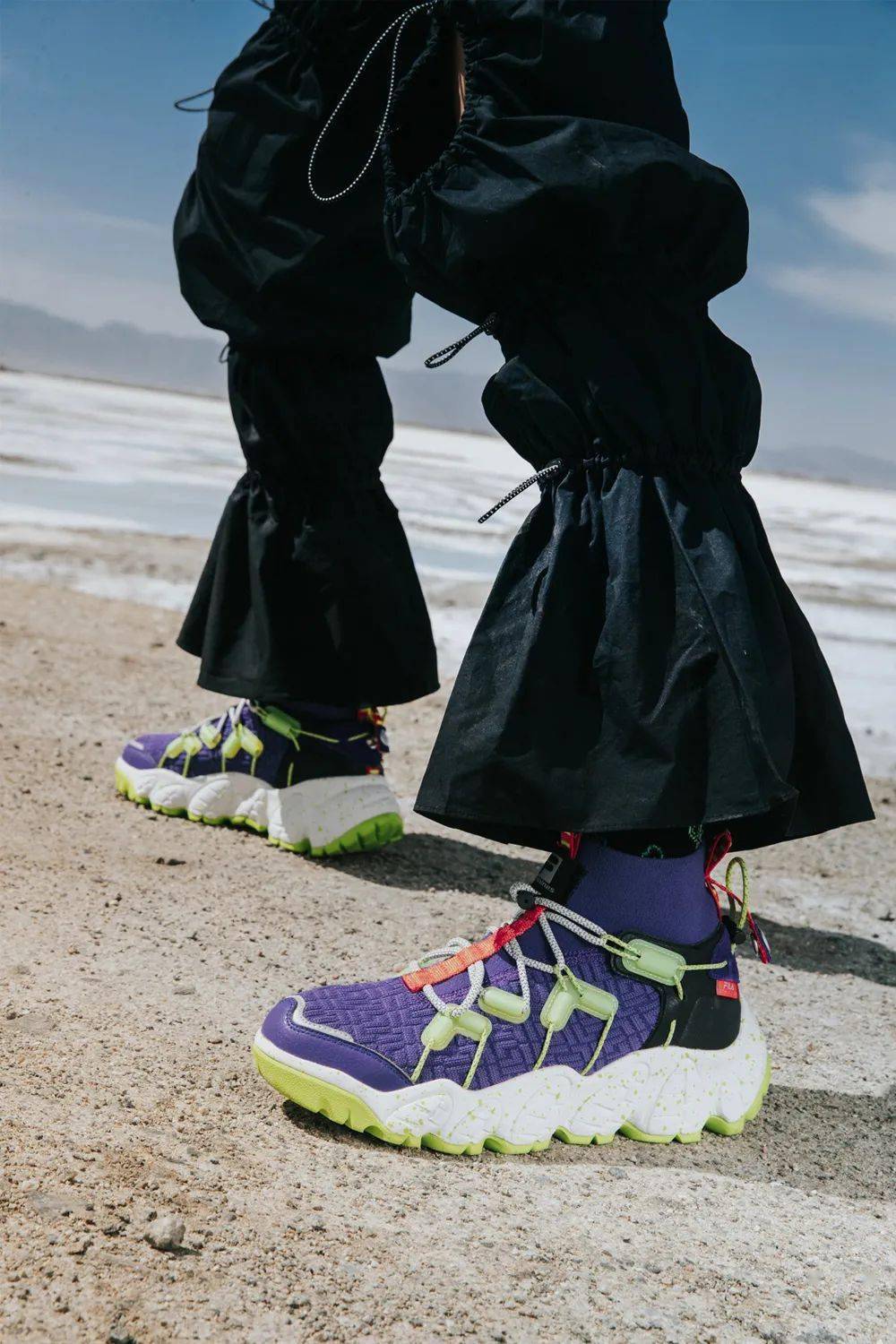 运动鞋|FILA Apennines 把「户外时尚」和「山脉灵感」融合呈现在一双鞋上了...