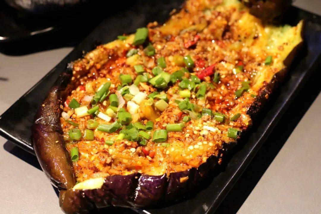 设拉子|这世上没有什么是一顿烧烤不能解决的……