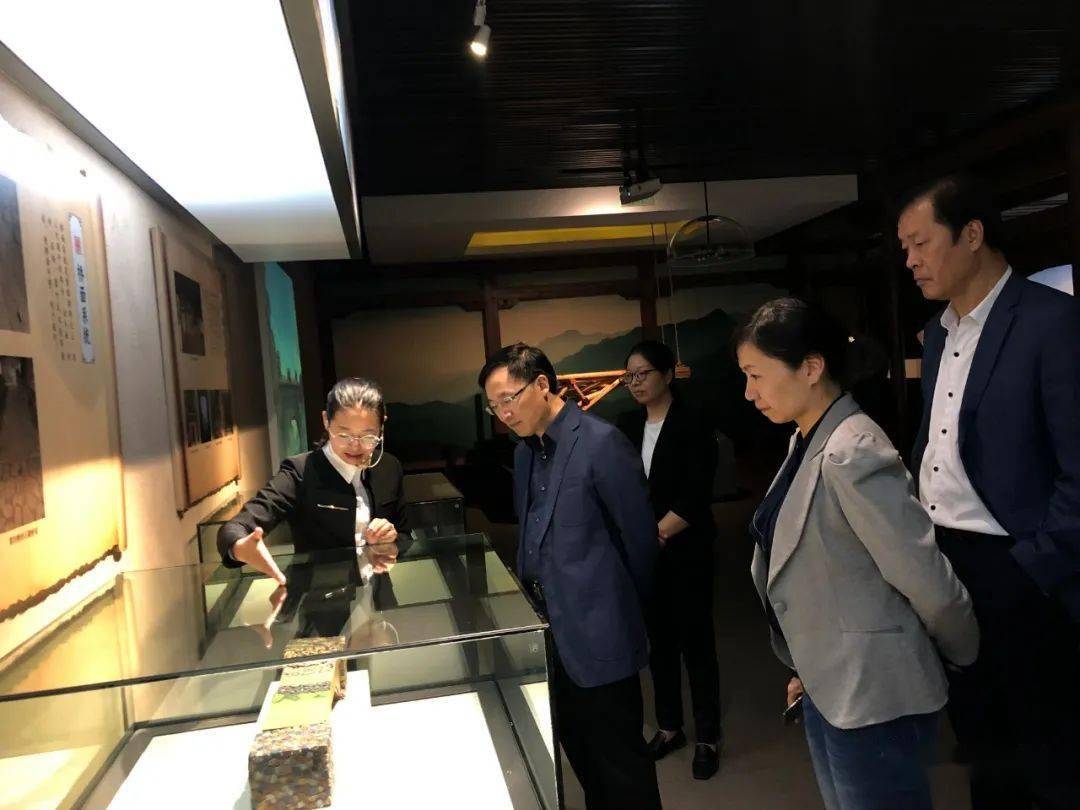 省文化和旅游厅副厅长杨建武一行到庆开展文化和旅游假日市场督查工作