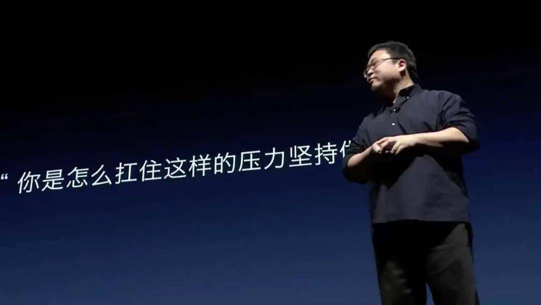 什么才叫做体面人 e60556878e4f49bc8df0fb4a3f38f7fe.jpeg