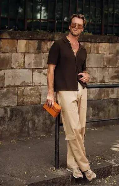 颜色|初秋男士穿衣,请避开这些让人不适的“老头色”