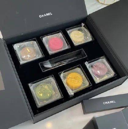 礼盒|大 牌 的 月 饼 长 啥 样 啊 ？