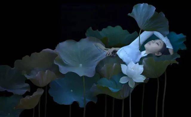 女人|【性感女人】最美不是骨瘦如柴，而是丰满