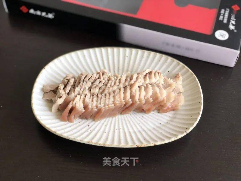 五花肉|浓浓酱香的回锅肉~【健康美食】咸鲜微辣