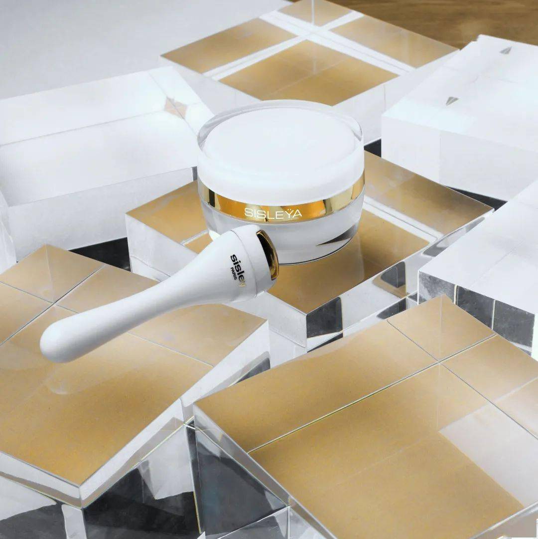 满分|乘风破浪的郑希怡永远飒气满分,快来揭秘她的“御龄魔法”~