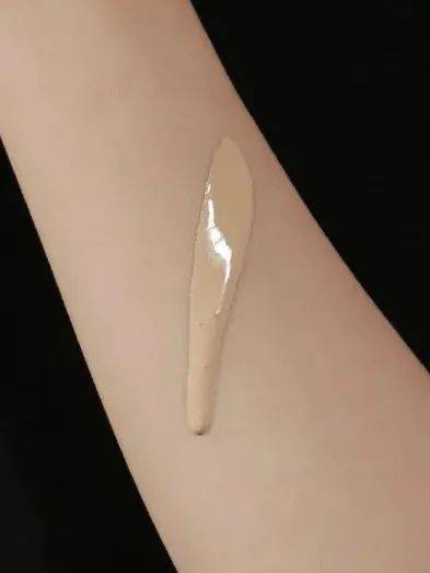 cr|2020最值得入手的秋冬新品粉底，第四款我劝你闭眼入！