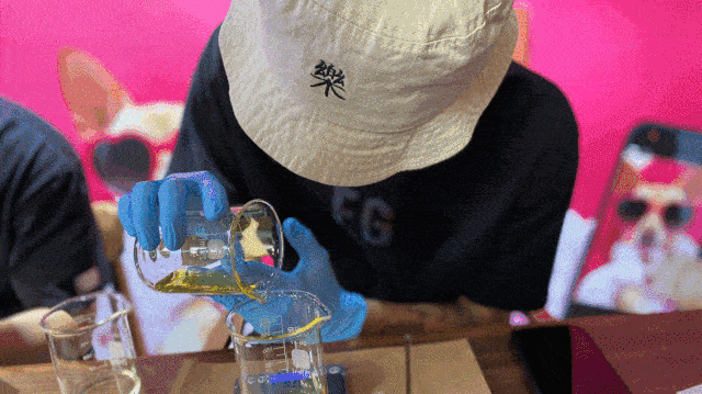 生活|复古车、网红摊、美食坊...刷爆朋友圈的潮流市集来五棵松了！