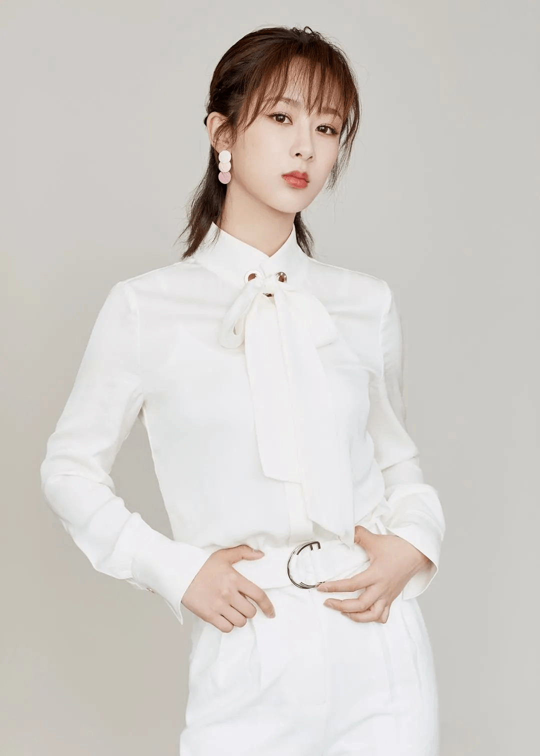 井柏然|井柏然杨紫官宣：我们在一起了！