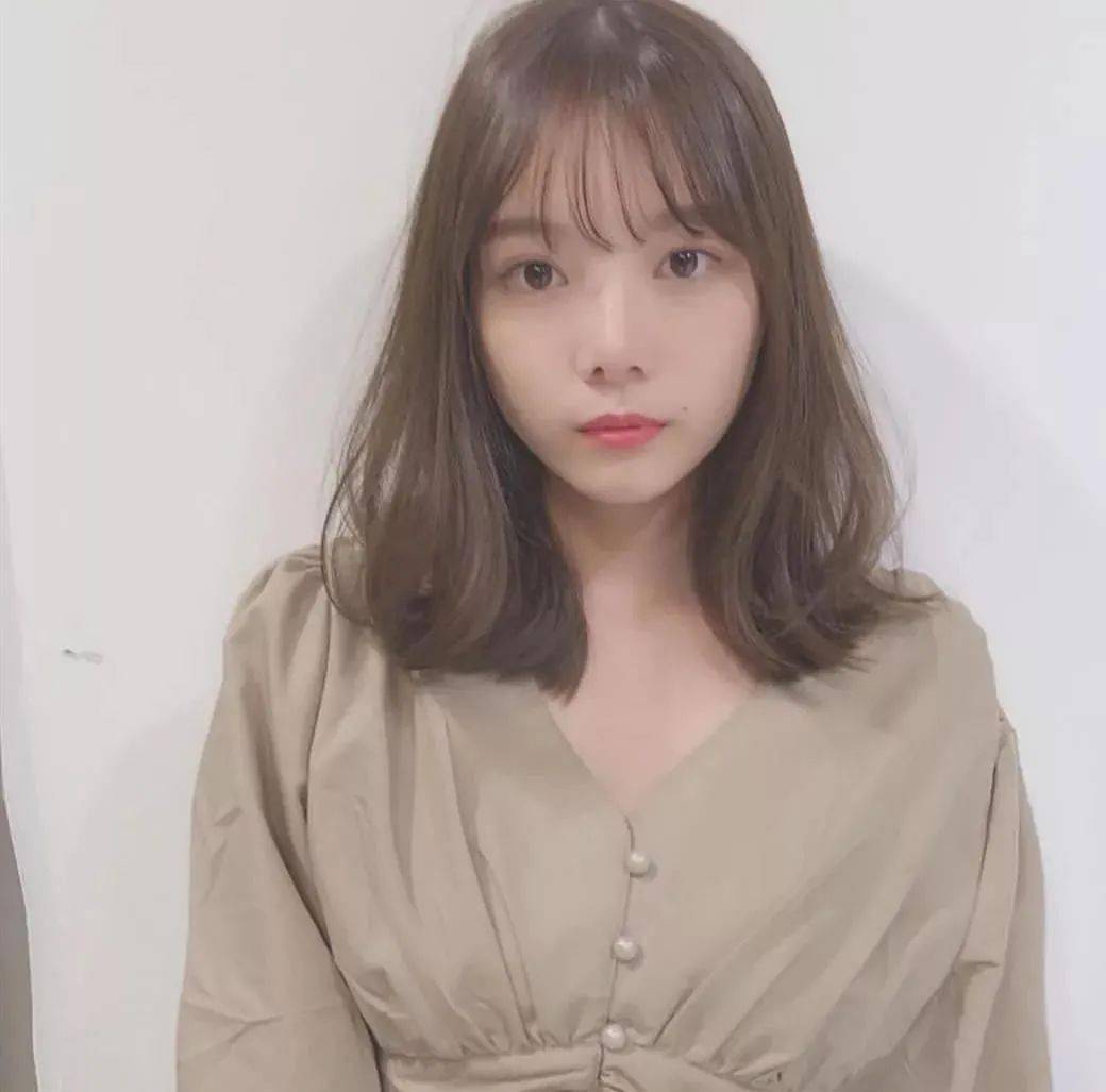 造型|入秋必选的第一款锁骨发造型