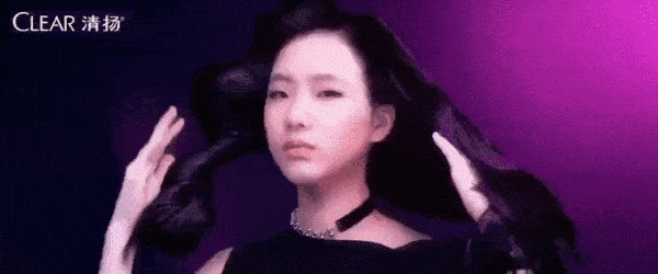 西服|被腿更长的她“抢”了代言,小S心服口服