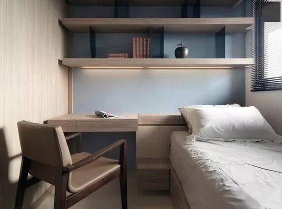 书架|居然被骗了这么久！隔板书架=鸡肋？