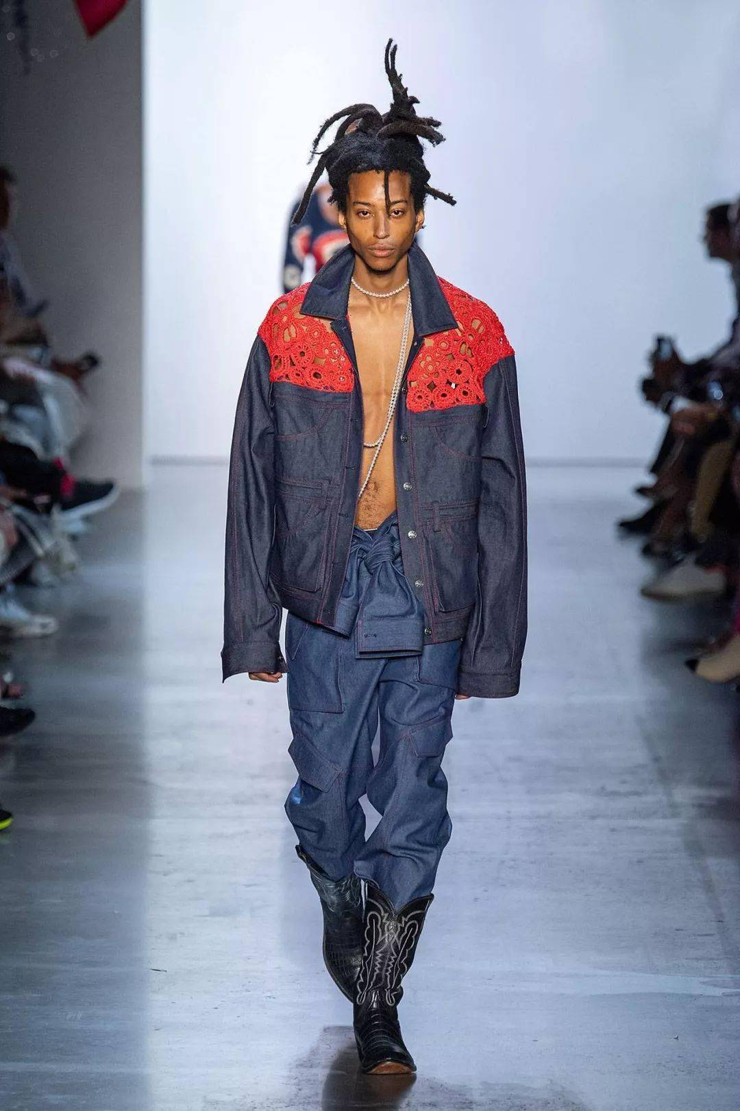 Gurung|犹如花卉田园诗的超美礼服设计，来自尼泊尔的＂名媛杀手＂设计师，美国第一夫人都爱他！