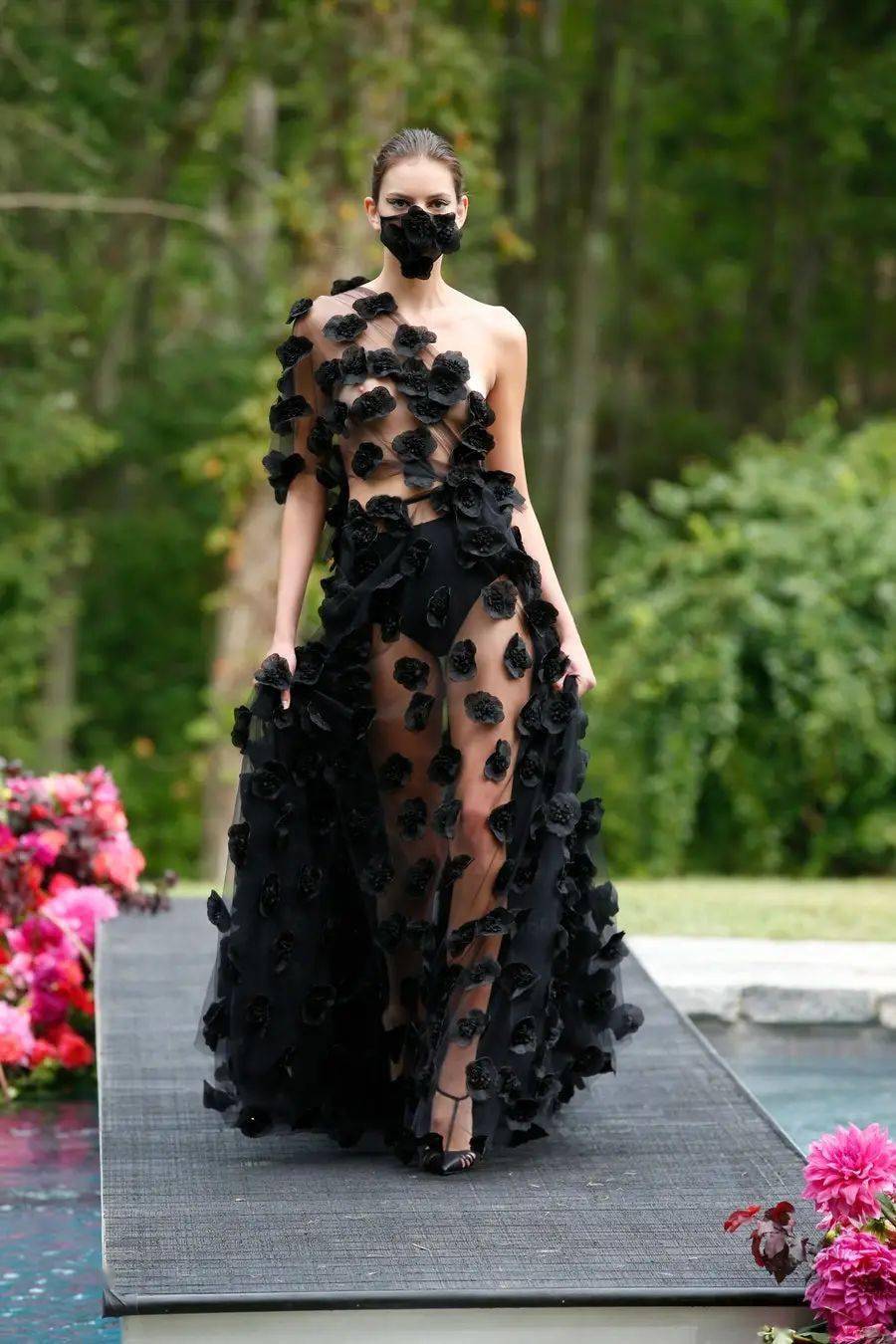 Tulum|2021纽约春夏时装周,大牌纷纷缺席但看点依然不少