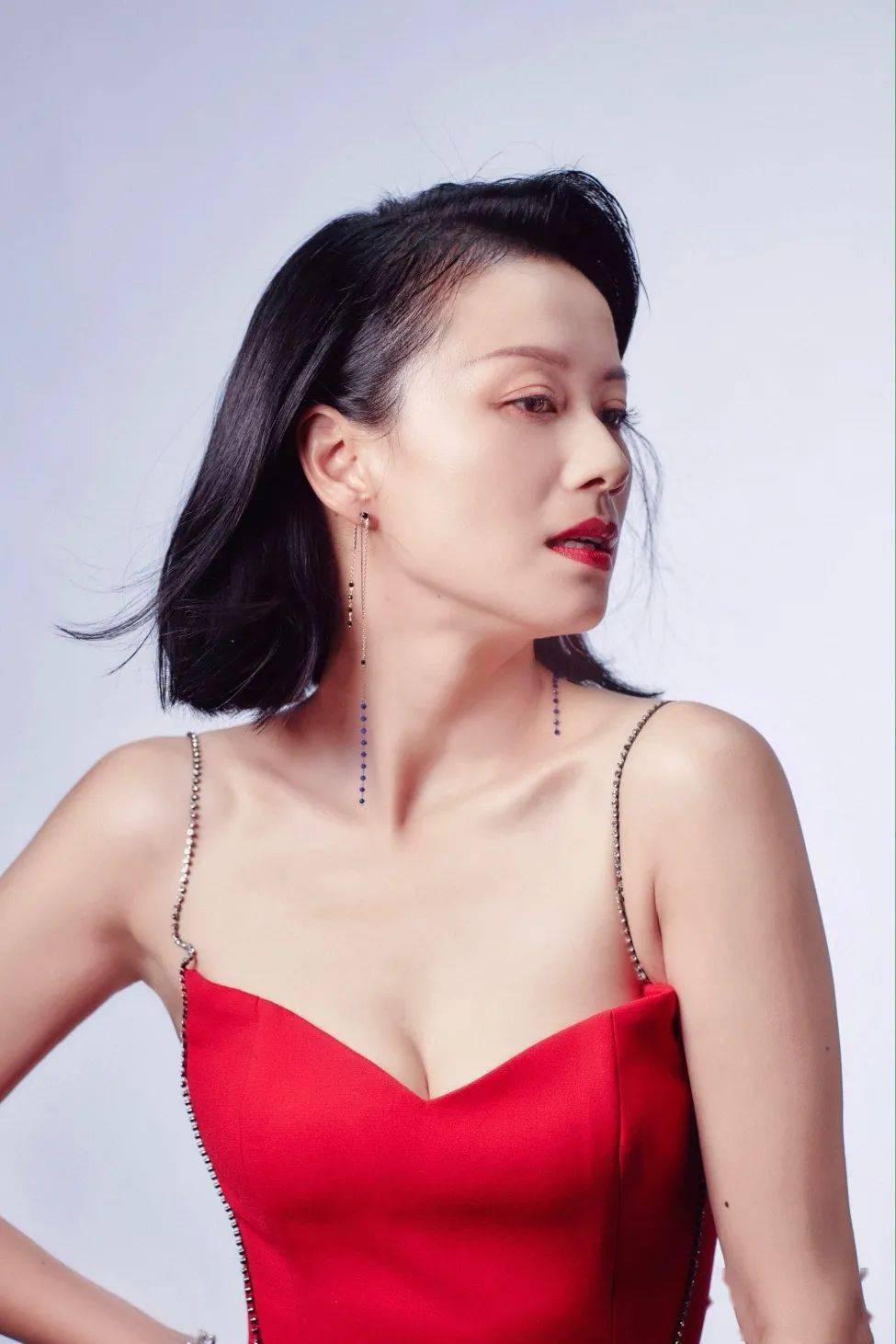 面膜|从内衣模特到老戏骨 如今她只能靠Angelababy搏关注？