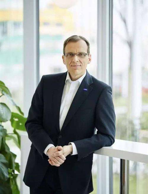 中国|巴斯夫大中华区总裁:疫情下汽车需求下降,但清洁等业务稳定