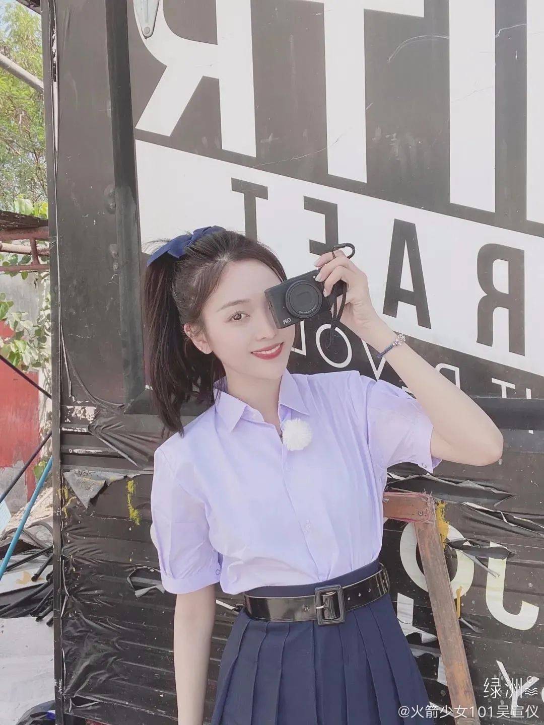 头发|别再烫羊毛卷了！今年流行“海藻卷”，减龄又显脸小！