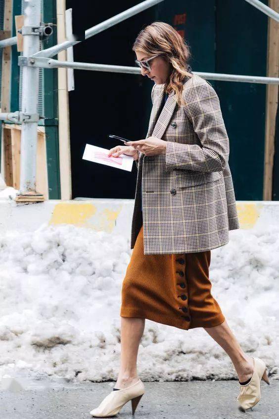 衬衫|焦糖色，秋冬最时髦的颜色！