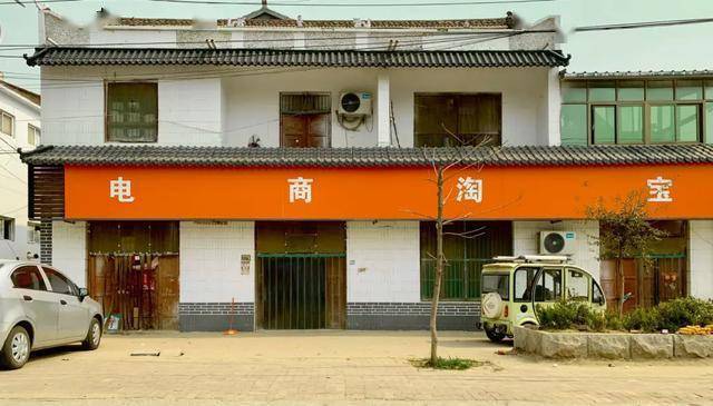 汉服|山东曹县三分天下汉服市场，一件汉服卖3.5万，年入千万不是梦