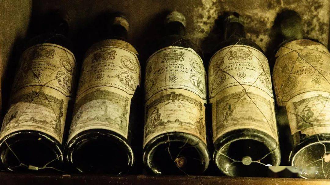 条形码|你都是和谁学的？这些奇怪的鉴酒方法