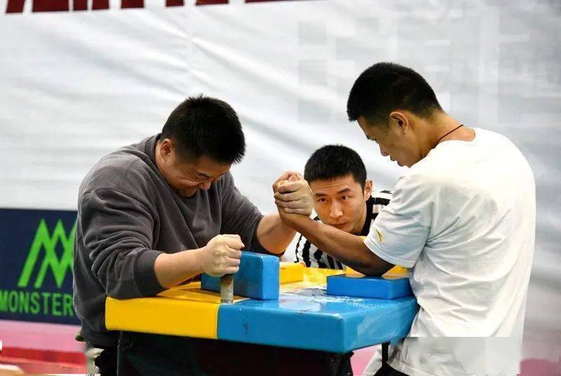 2020掰手腕排名_从和万达影视掰手腕到排名第七,三度冲击IPO终成的金逸