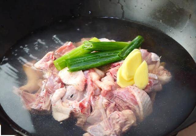 回锅肉怎么做才会软烂 21c66c159ad84588b8ecad25a0983fa5.jpeg
