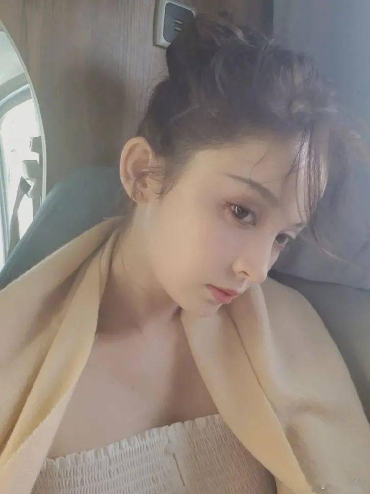 肌肤|衣服打马也遮不住美貌 刘亦菲的自拍“心机”都在这里