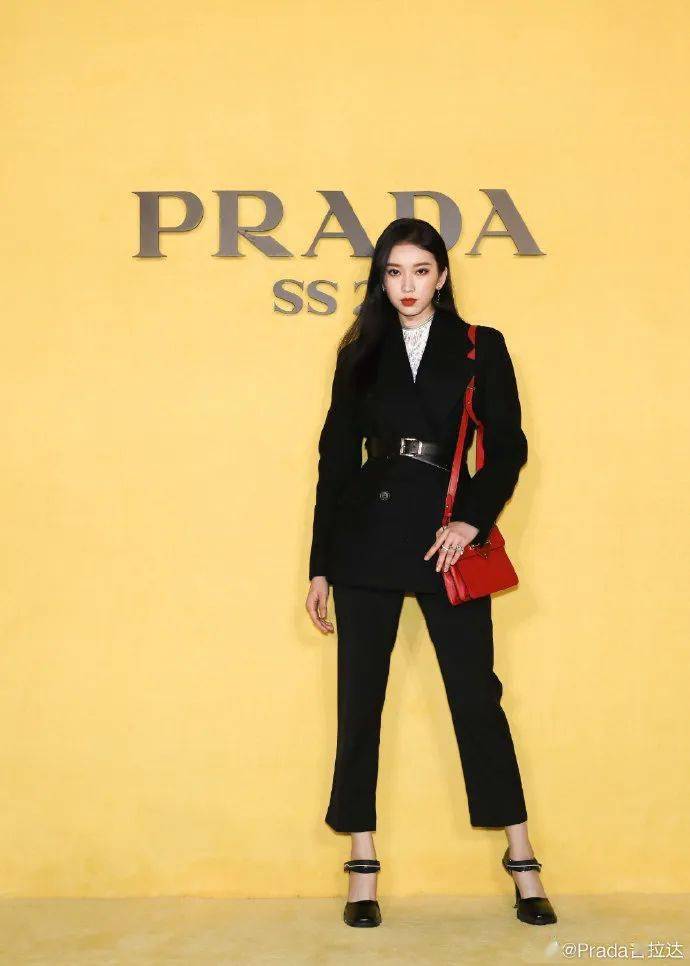 云看秀|坐在云看秀的虚拟前排上应该穿什么？