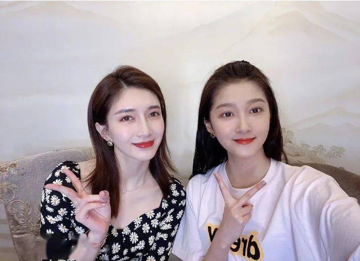 Cartier|江疏影的腕表，《从入门到（因价格而）放弃》