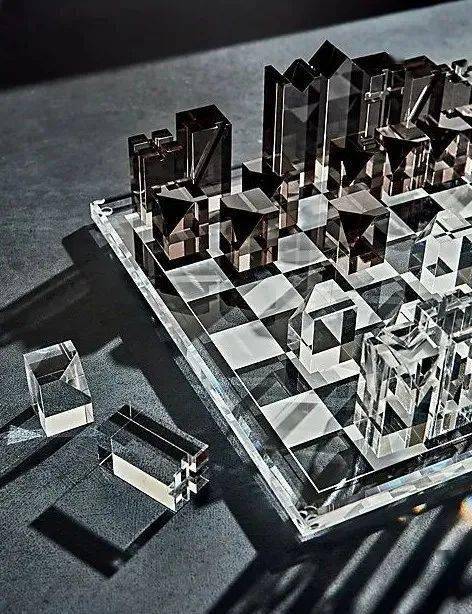 棋子|建筑大师为何都要设计自己风格的国际象棋？