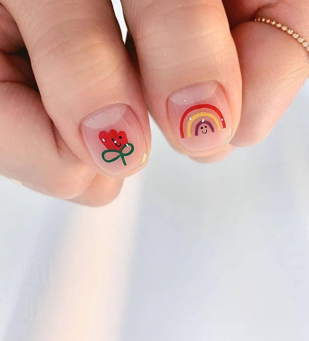 款式|赶紧存图！40款秋冬美甲，显白不挑人！