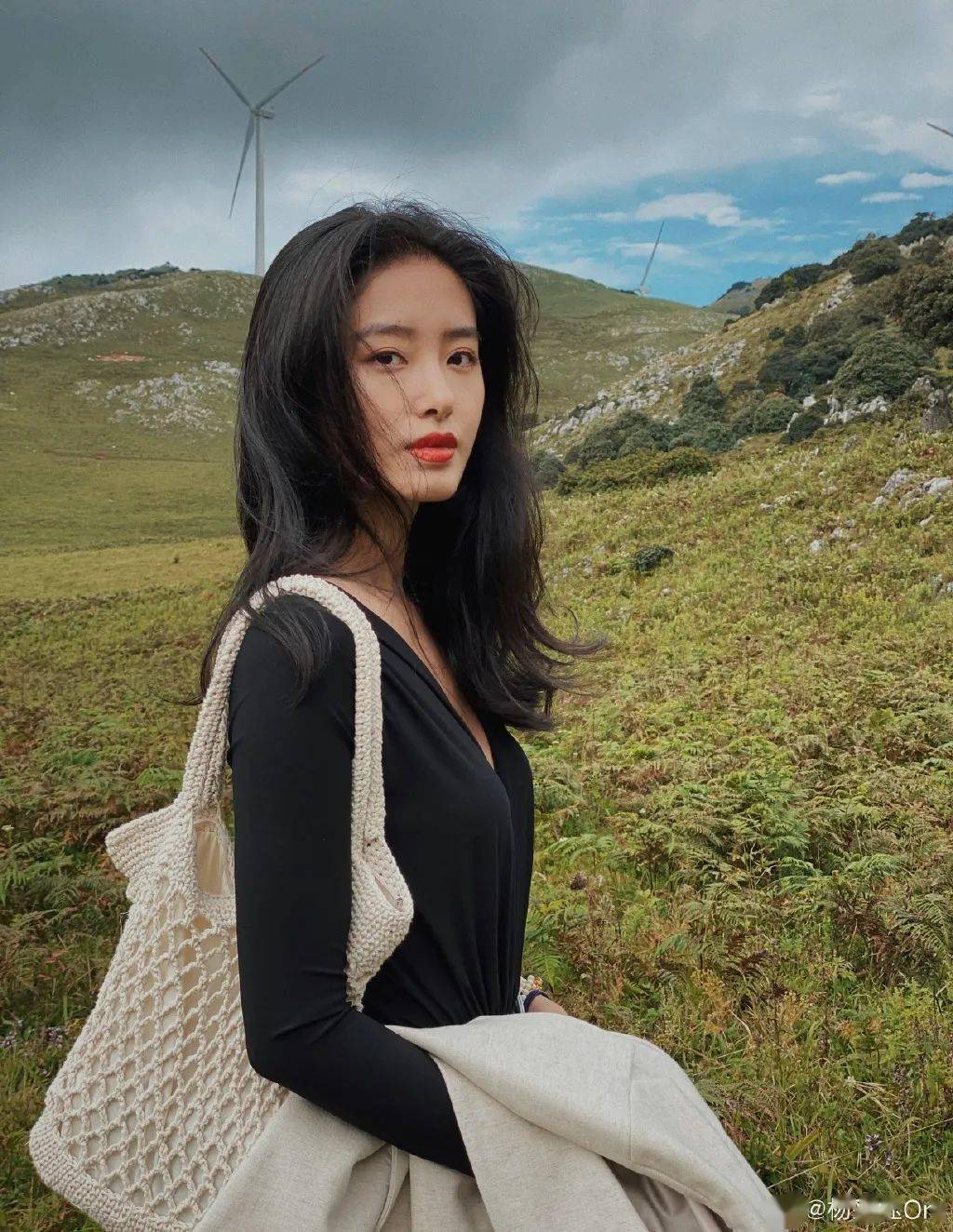 涂越白|美人计 | 肤色越来越健康的杨采钰，告诉你底妆真不用越涂越白