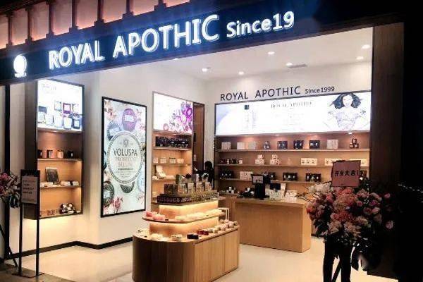 Royal|让贝嫂为之着迷的护手霜！英王室200年香氛配方，让双手回归婴儿般娇嫩！