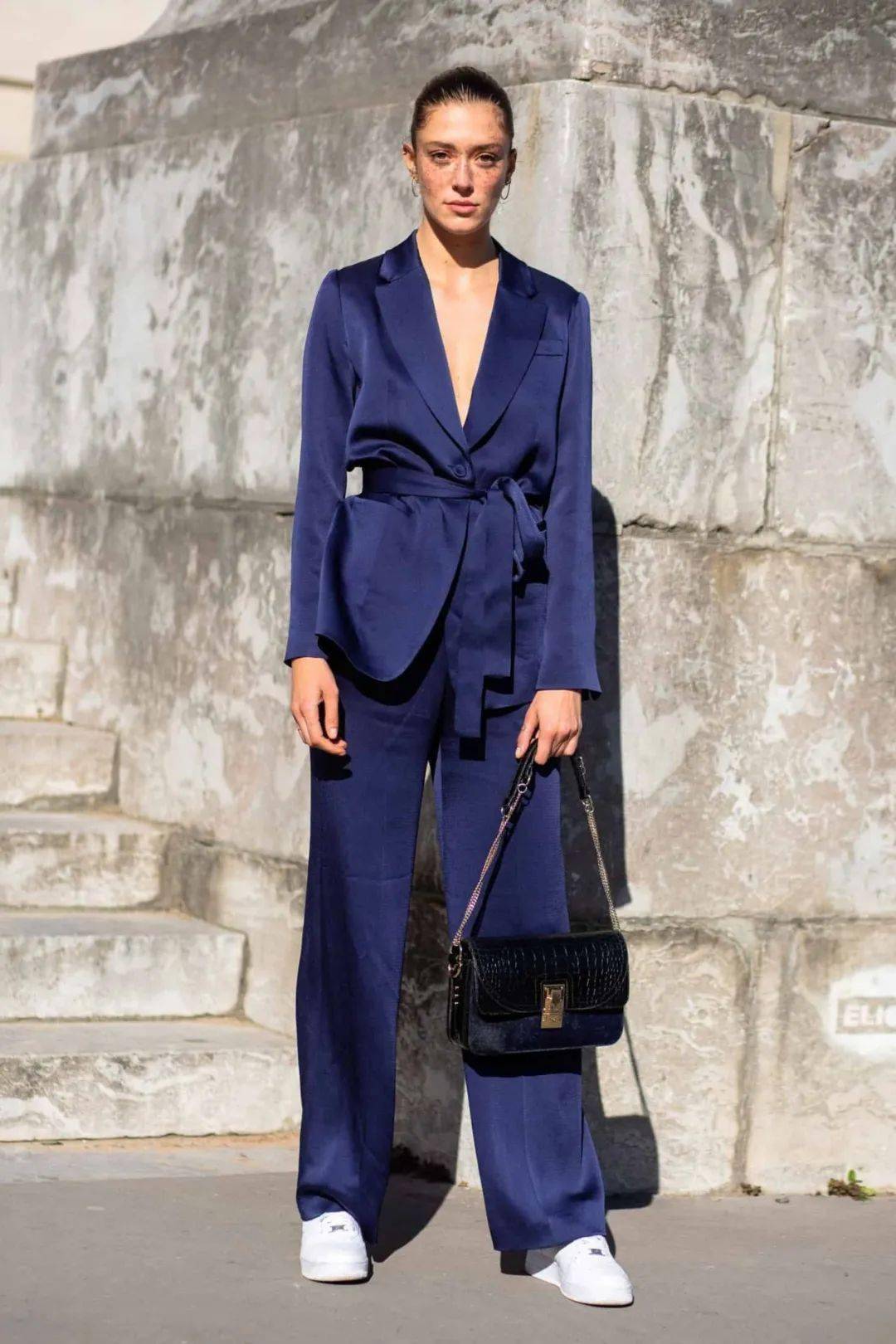 女人|聪明的女人，懂得穿套装