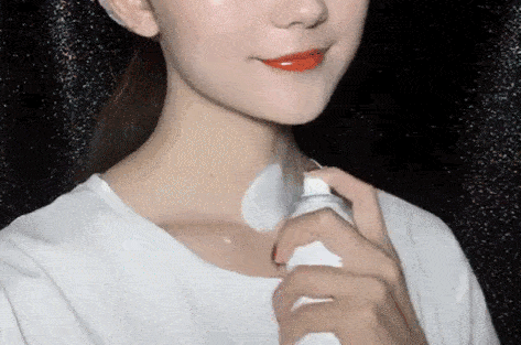 眉毛|跟着抖音学化妆的女生，到底有多惨？