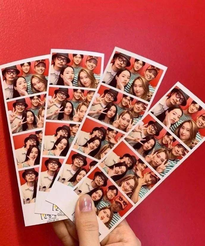 主题|我去拍了如今最流行的大头贴，回家后悔哭了？？？