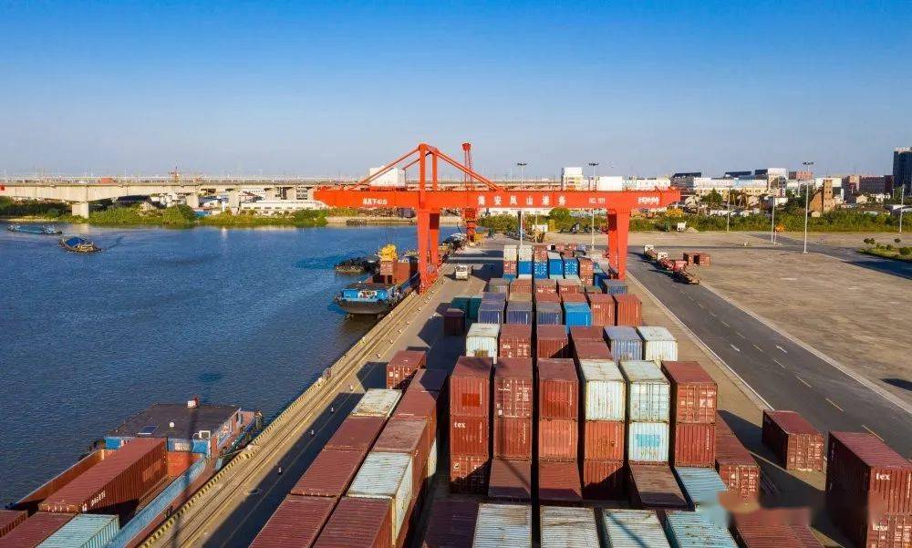 凤山港:内河集装箱运输量大幅增长_海安