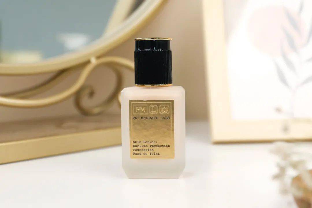 自然光|12款秋冬粉底｜就想通过实测帮你找到最适合你的…