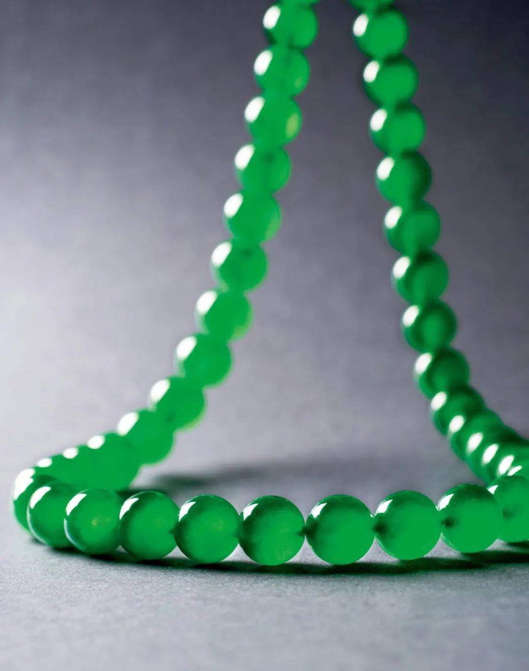 珠宝|【大象视界】刘銮雄随手卖点红酒到手5000万，这些才是富豪的传世之宝