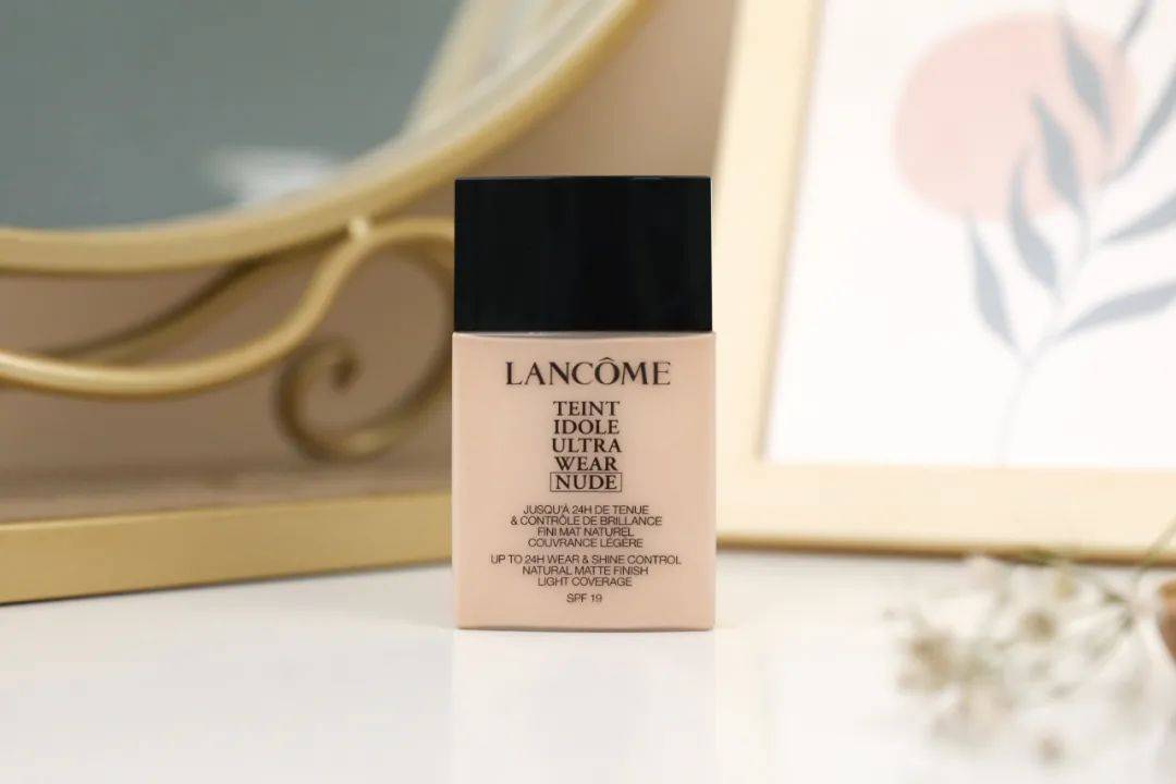 自然光|12款秋冬粉底｜就想通过实测帮你找到最适合你的…