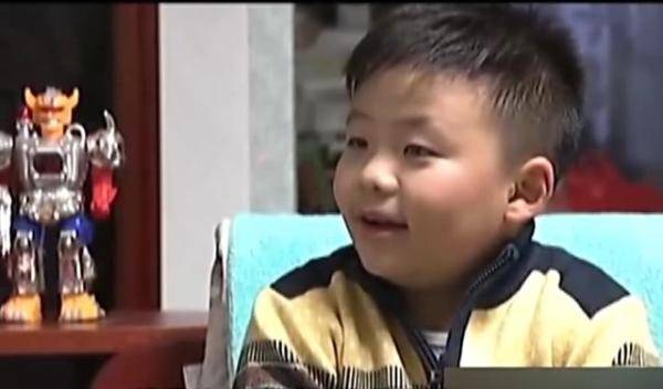 煎熬|2月增重20斤备受煎熬，忍受手术疼痛，8岁孩子成功拯救父亲