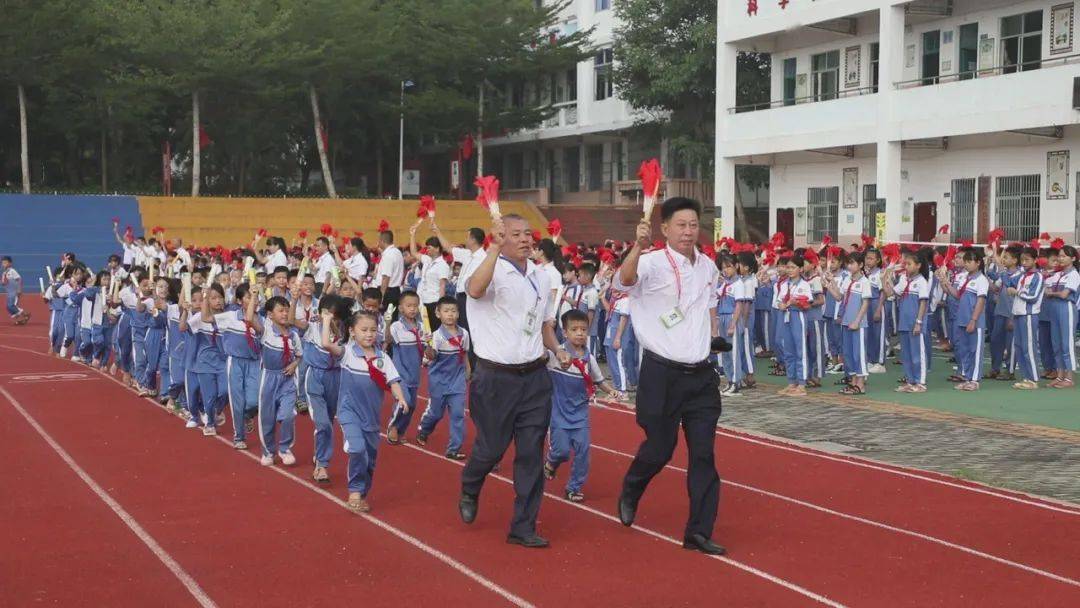 牙叉镇中心学校:67方寸美丽 博学快乐_白沙县