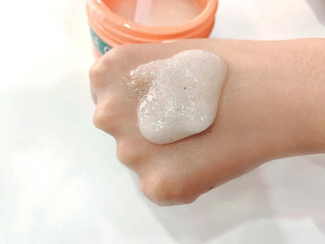 肌肤|你们会不会总想摸自己,晚上的时候......