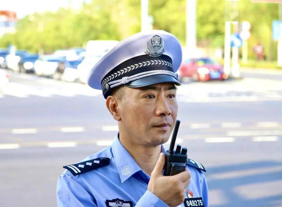 松江区人大代表,公安分局交警支队支队长庄继锋