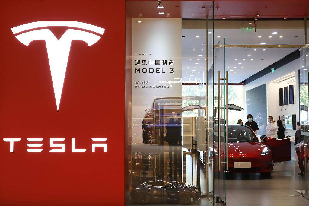 特斯拉|特斯拉是鲇鱼，还是鲨鱼丨忠阳车评