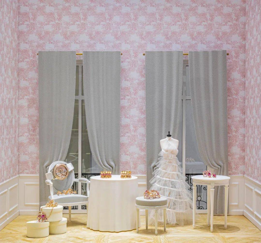 珠宝|韩庚为爱妻选珠宝超用心，毕雯珺揭秘了自己的霸气睡姿