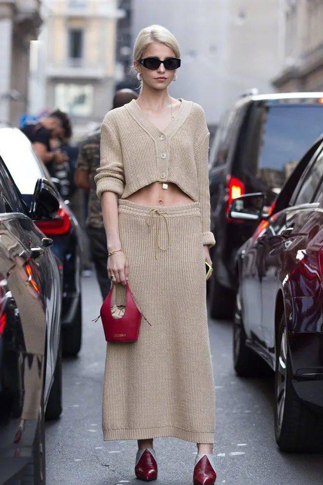 流行色|奶茶可以不喝，但奶茶色一定要拥有！（流行色之裸咖色）