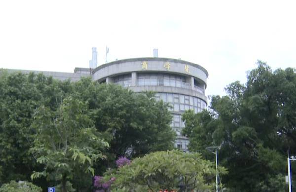 保研|6名女生全员保研名校！这所大学出了个学霸宿舍