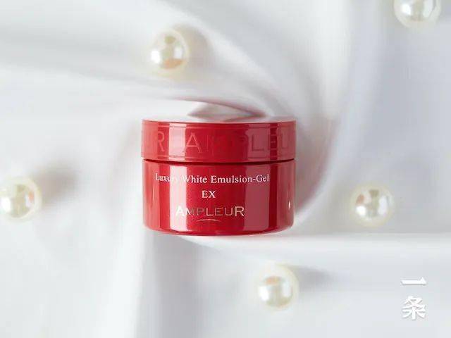 皮肤|抹出“宛如天生”的素颜肌,全靠这个小红罐面霜