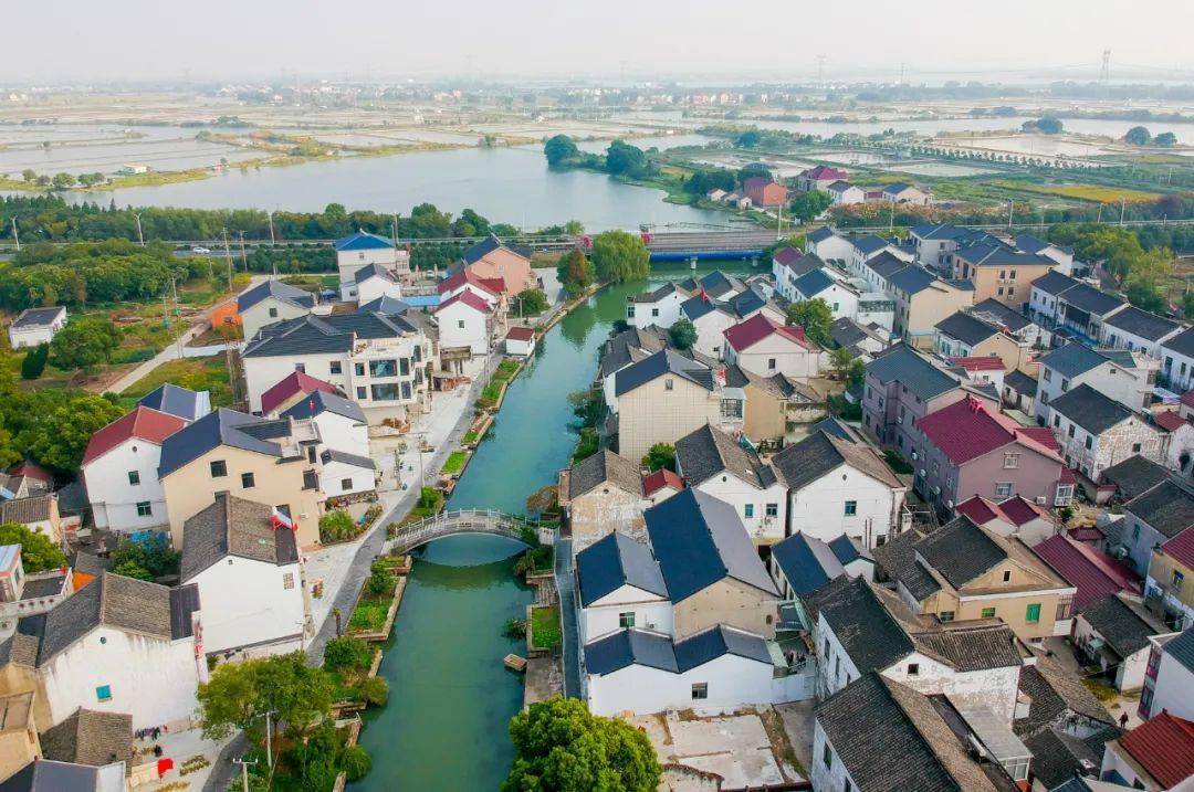 苏州吴江七都镇地区经济总量_吴江七都镇太湖风景区(2)